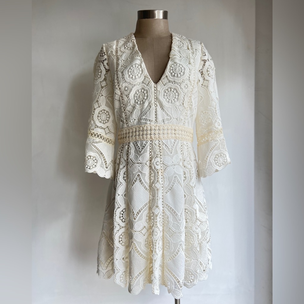 Vintage White Lace Alexis cocktail dress